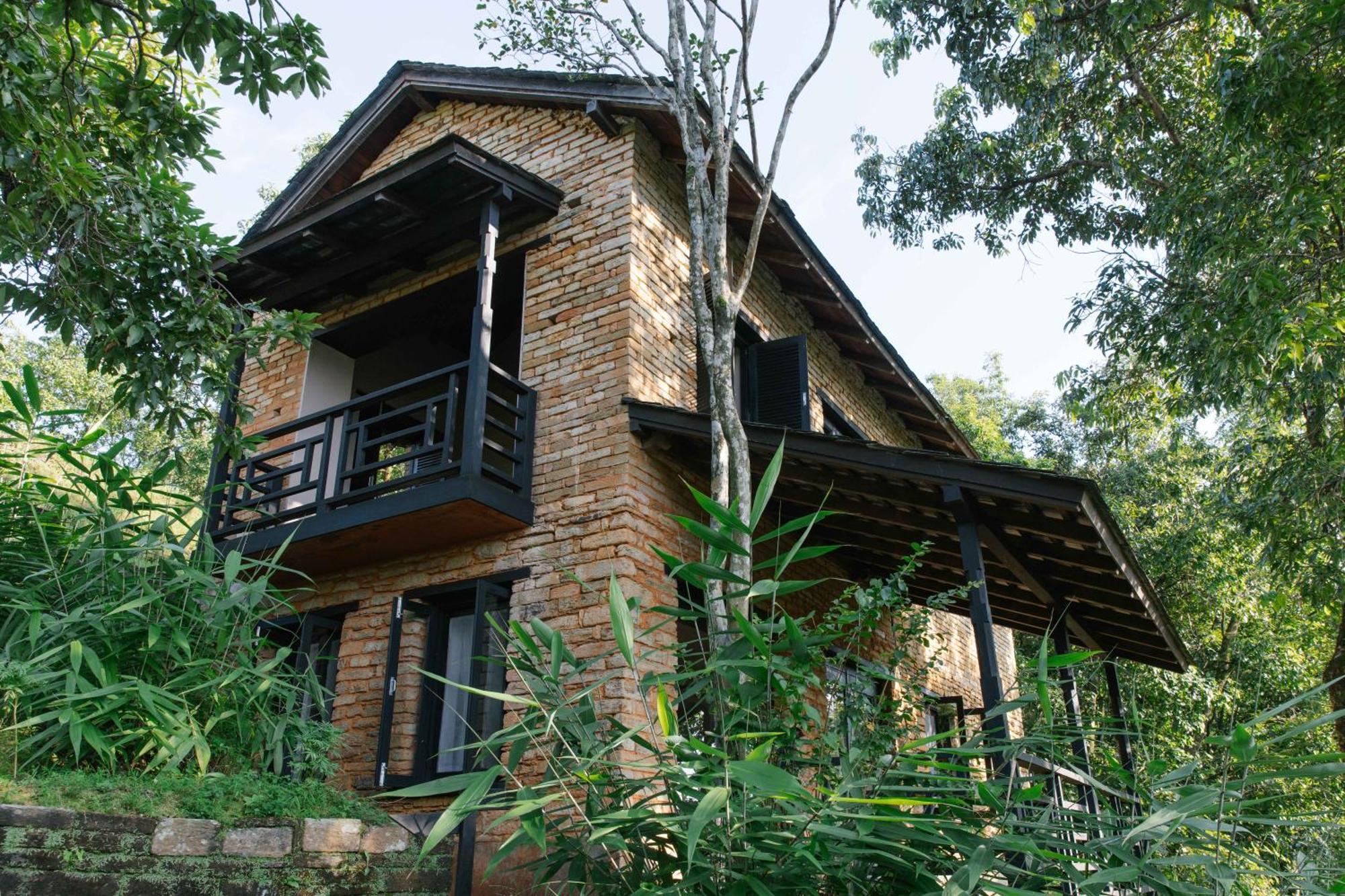 Tiger Mountain Pokhara Lodge Екстериор снимка