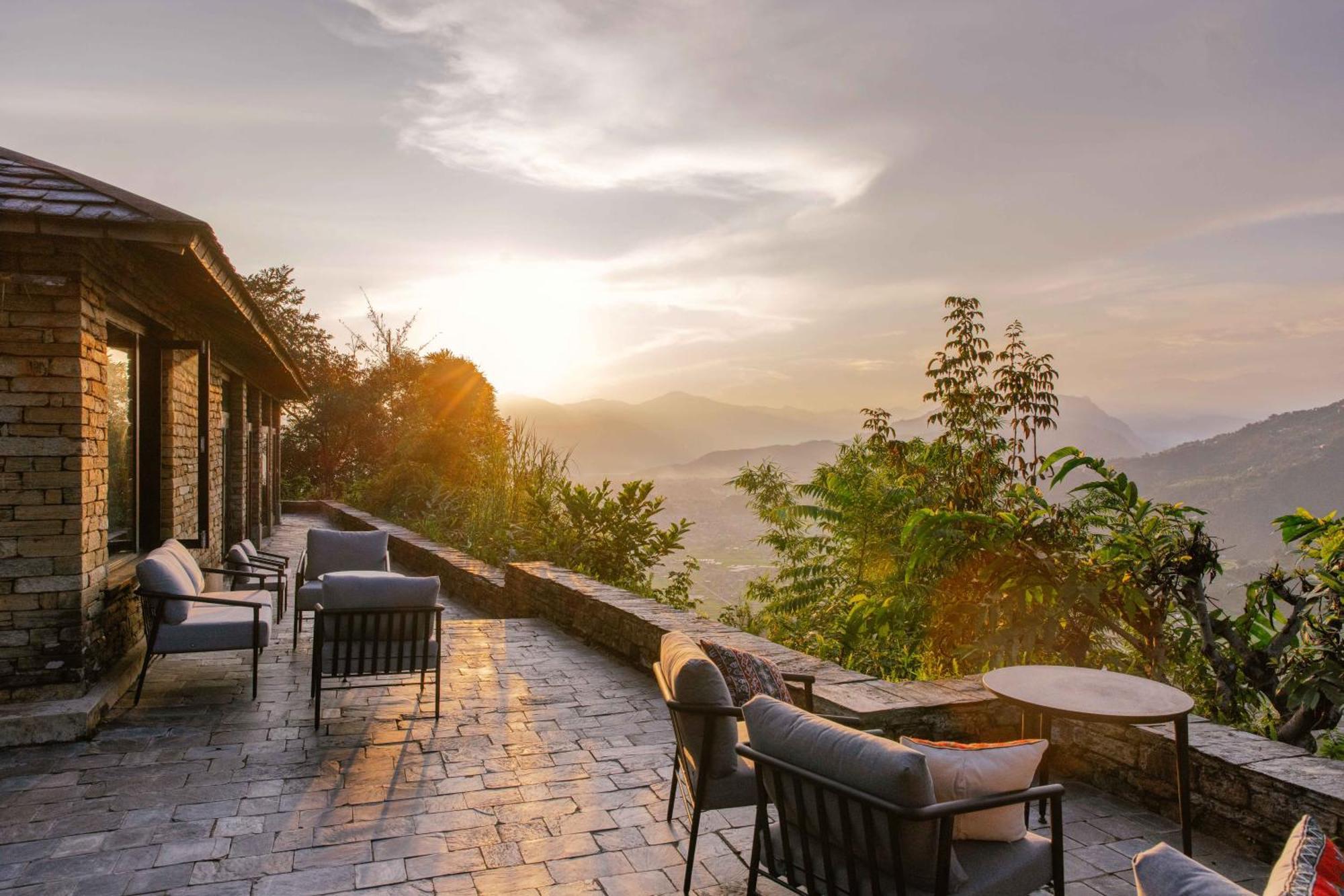 Tiger Mountain Pokhara Lodge Екстериор снимка