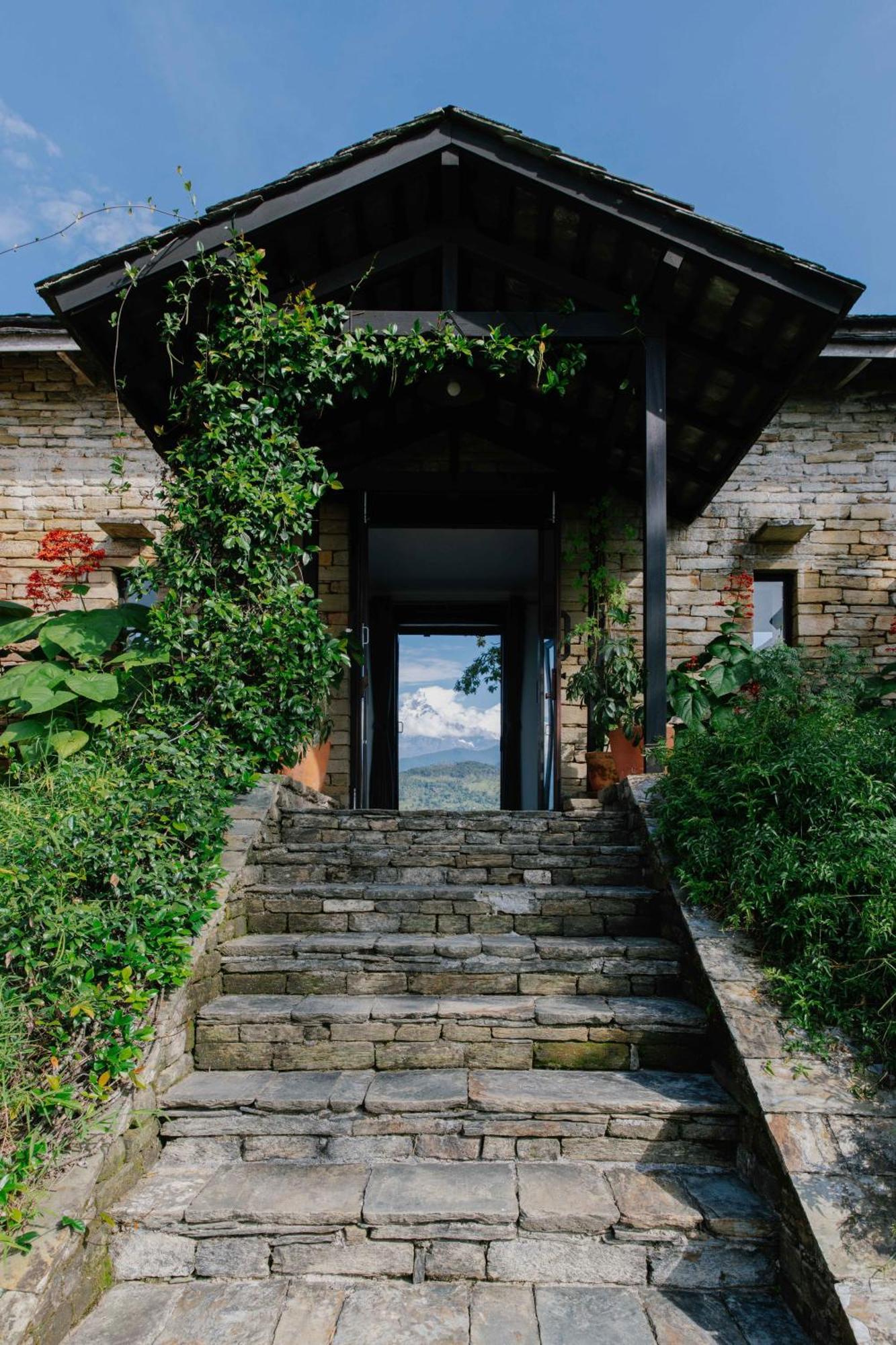 Tiger Mountain Pokhara Lodge Екстериор снимка