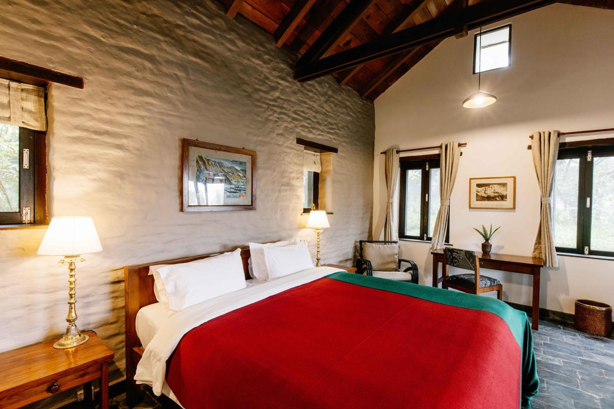 Tiger Mountain Pokhara Lodge Екстериор снимка