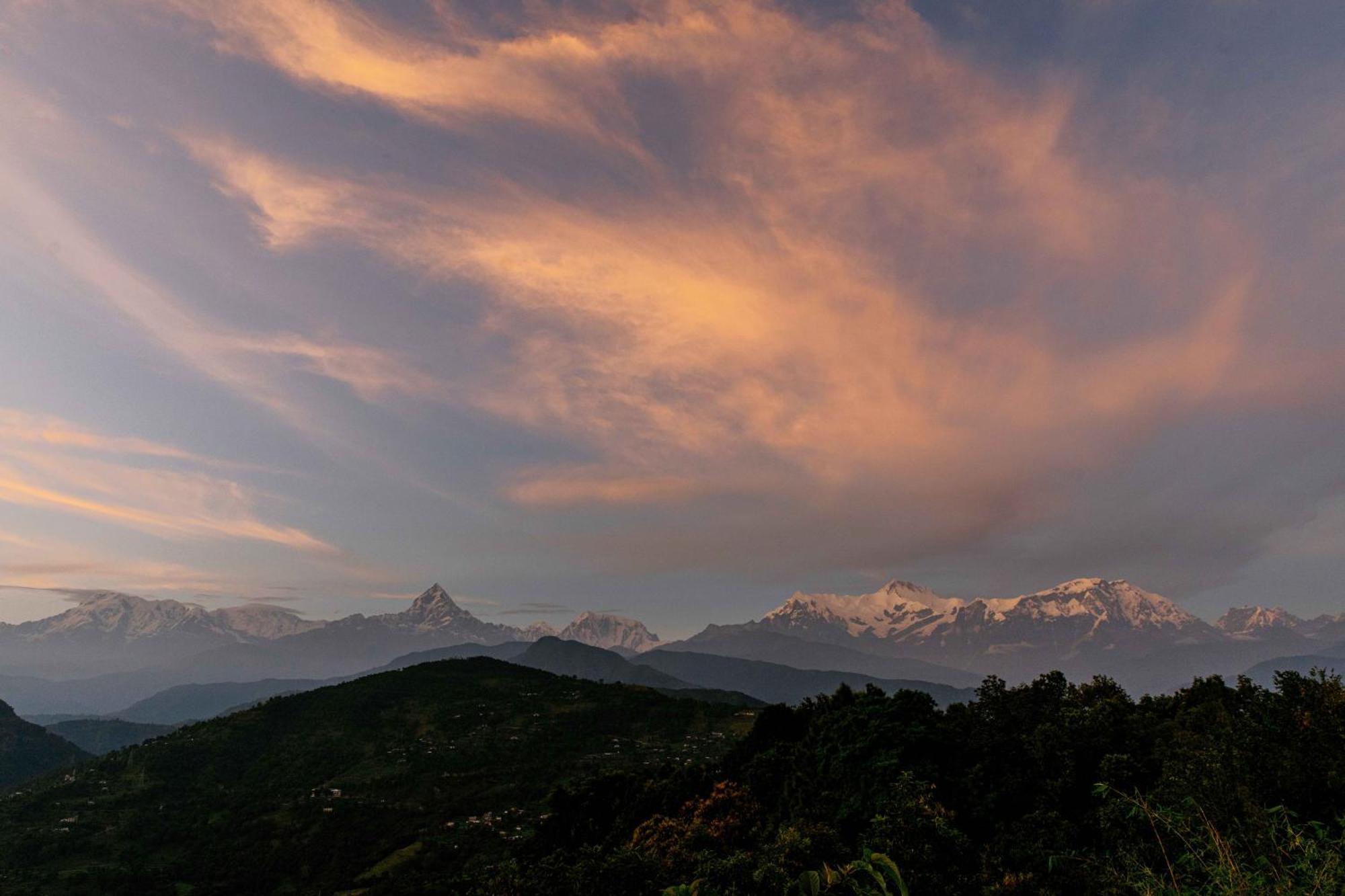 Tiger Mountain Pokhara Lodge Екстериор снимка