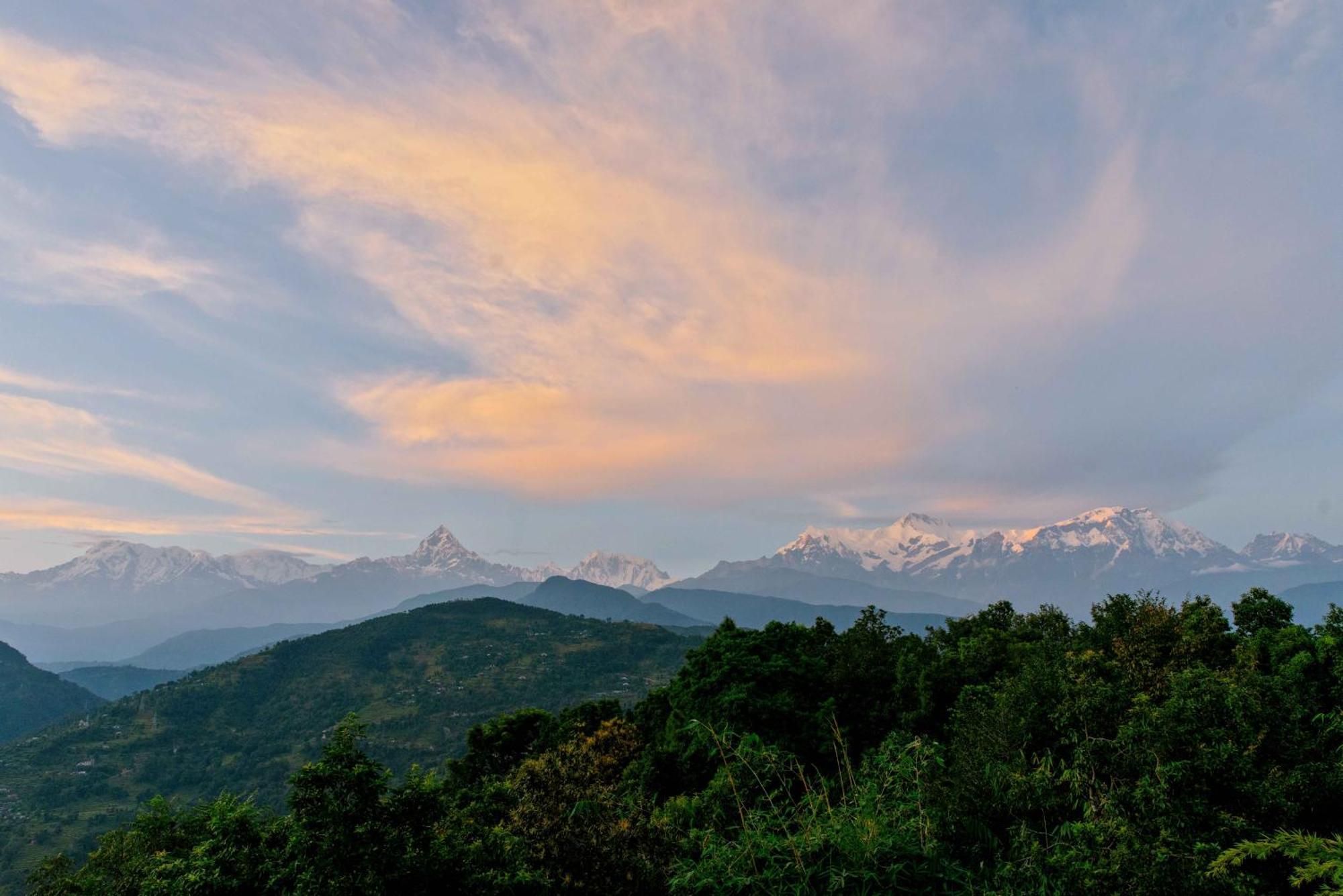 Tiger Mountain Pokhara Lodge Екстериор снимка
