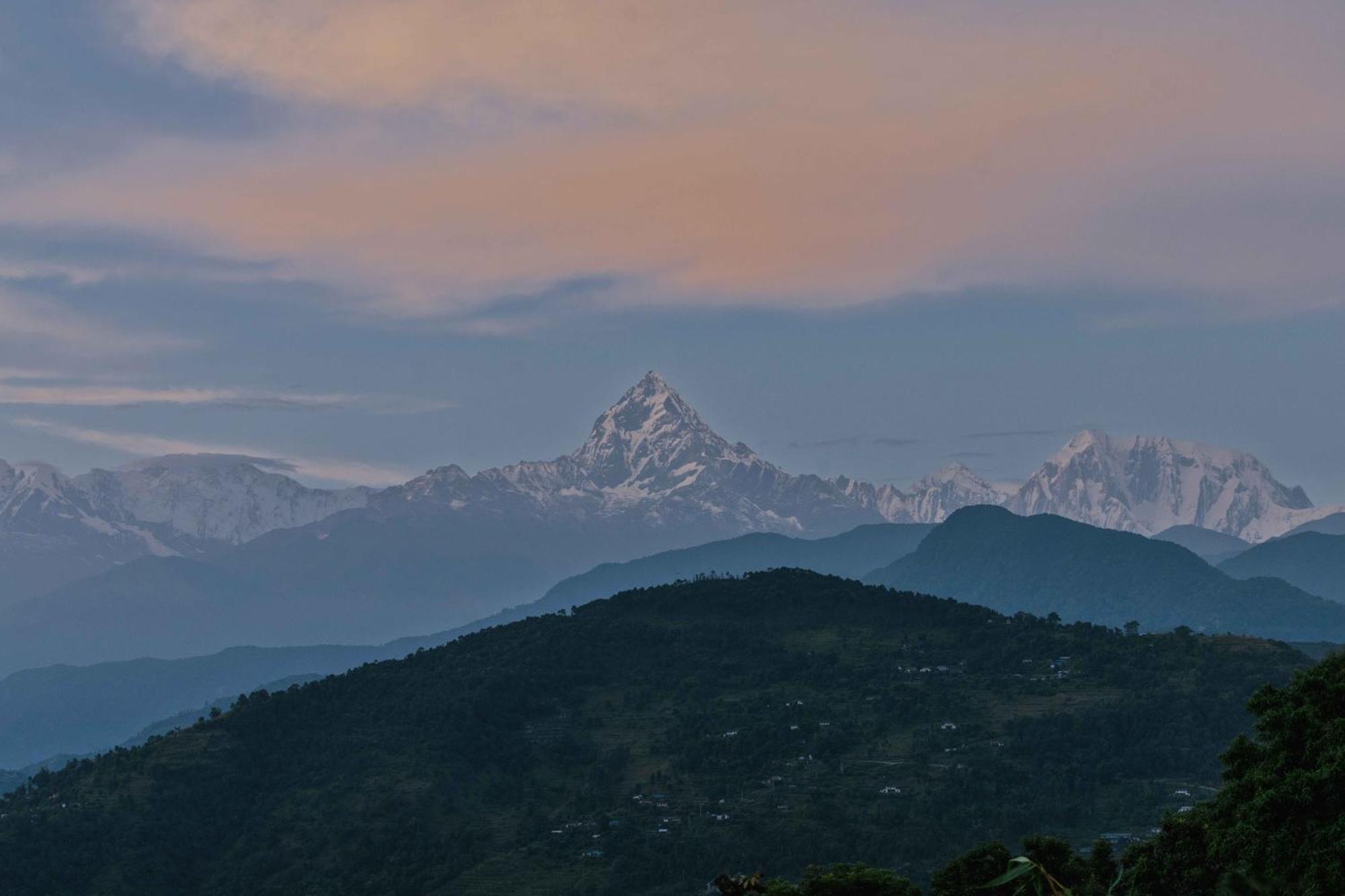 Tiger Mountain Pokhara Lodge Екстериор снимка